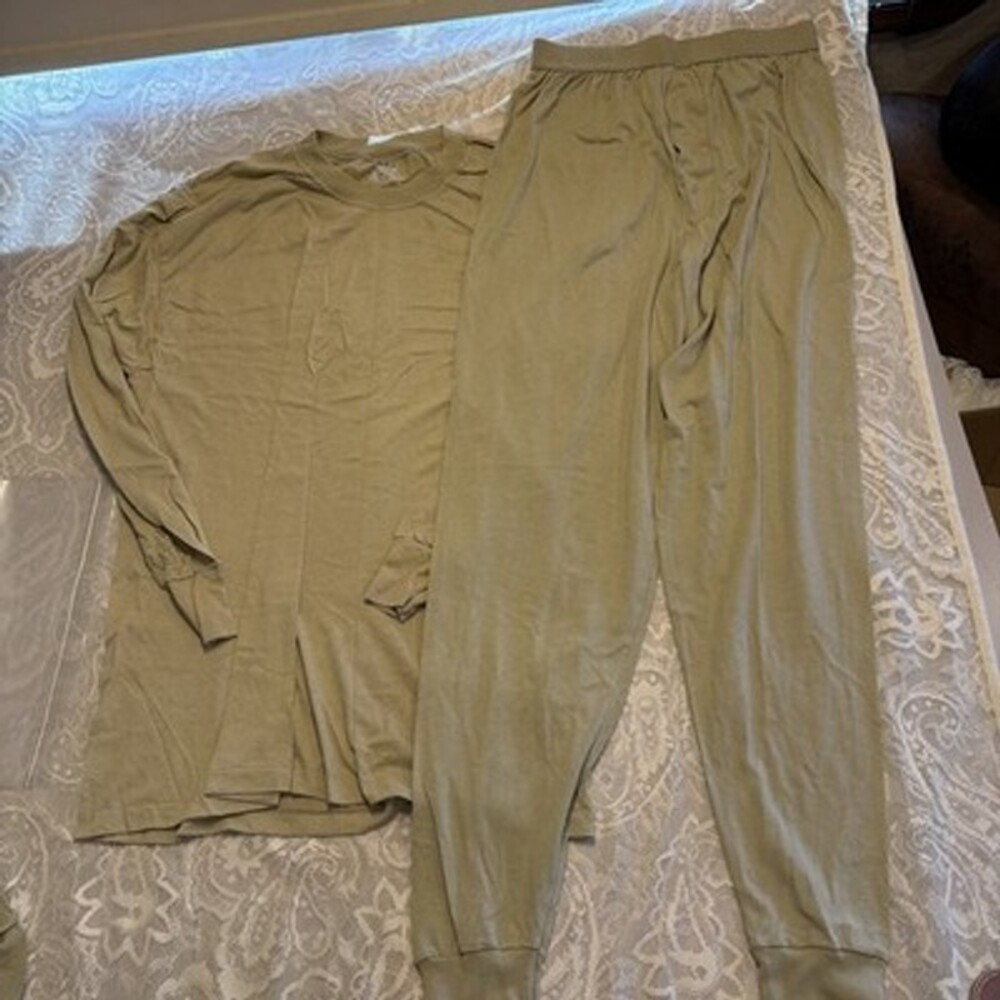 US Military Issue Long John Tops & Bottoms Thermal  Sz X Large Dry Duke